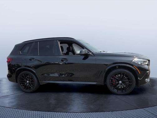 Black Sapphire Metallic 2023 BMW X5 M50i