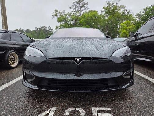 Black 2023 Tesla Model S Plaid