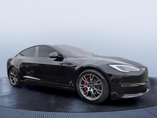 2023 Tesla Model S Plaid