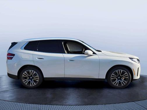 Mineral White Metallic 2026 BMW X3 30 xDrive
