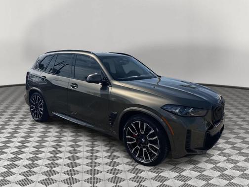 Manhattan Green Metallic 2026 BMW X5 PHEV xDrive50e