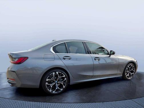 Gray Metallic 2025 BMW 330 i