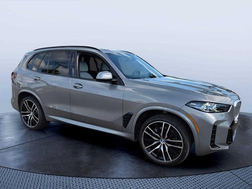 Gray Metallic 2026 BMW X5 sDrive40i