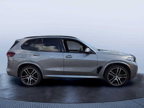 Gray Metallic 2026 BMW X5 sDrive40i