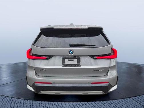 Space Silver 2026 BMW X1 xDrive28i