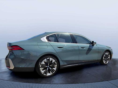 Green Metallic 2026 BMW 530 i