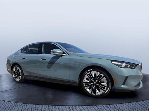 Green Metallic 2026 BMW 530 i