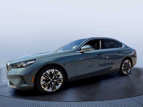 Green Metallic 2026 BMW 530 i