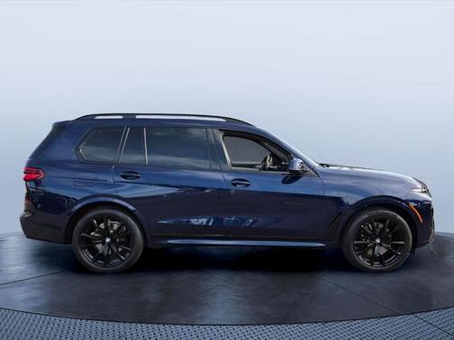 Tanzanite Blue II Metallic 2024 BMW X7 xDrive40i
