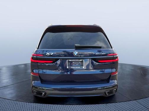 Tanzanite Blue II Metallic 2024 BMW X7 xDrive40i