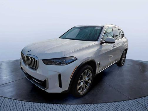 Alpine White 2026 BMW X5 xDrive40i