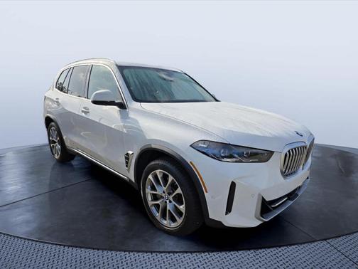 Alpine White 2026 BMW X5 xDrive40i