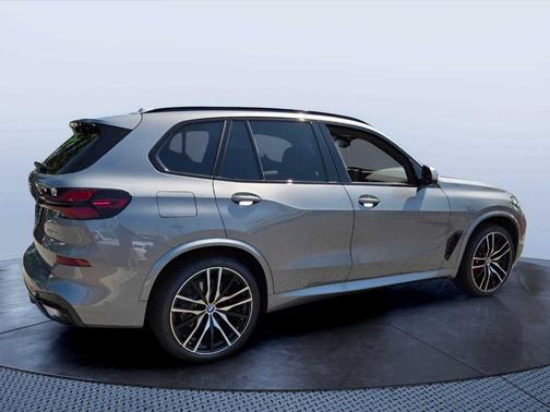 Gray Metallic 2026 BMW X5 xDrive40i