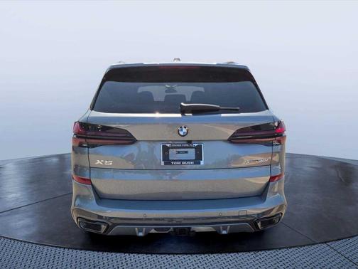 Gray Metallic 2026 BMW X5 xDrive40i