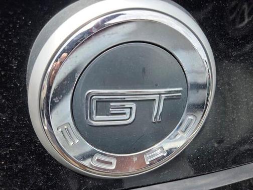 2011 Ford Mustang GT Premium