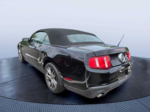 2011 Ford Mustang GT Premium