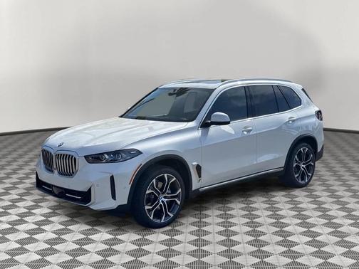 Mineral White Metallic 2026 BMW X5 sDrive40i