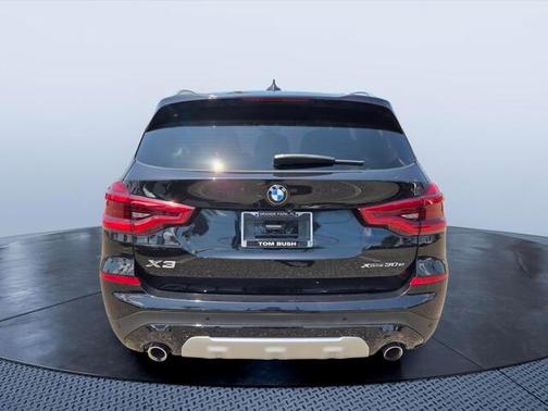 Black Sapphire Metallic 2021 BMW X3 PHEV xDrive30e