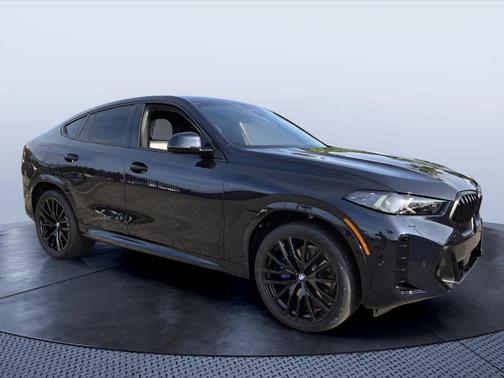 Carbon Black Metallic 2027 BMW X6 xDrive40i