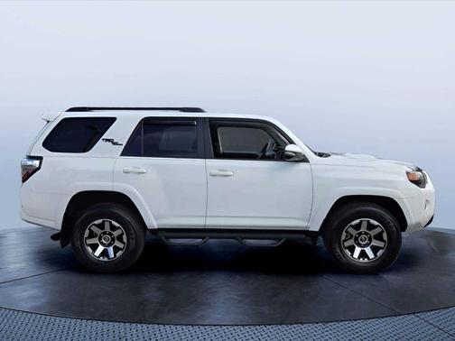 Ice 2024 Toyota 4Runner TRD Off Road Premium