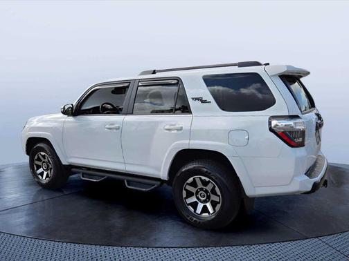 Ice 2024 Toyota 4Runner TRD Off Road Premium