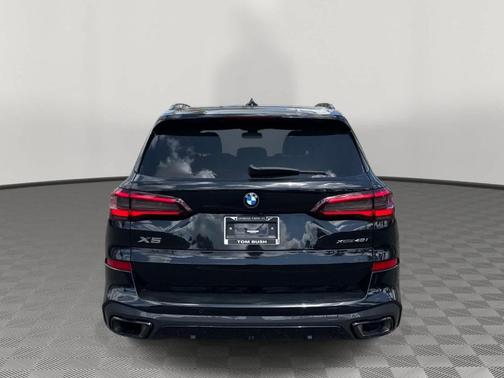 Black Sapphire Metallic 2023 BMW X5 xDrive40i
