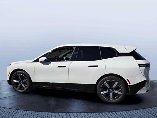 Alpine White 2024 BMW iX xDrive50