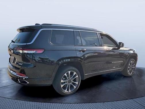 Diamond Black 2023 Jeep Grand Cherokee L Overland