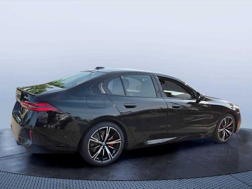 Black Sapphire Metallic 2027 BMW 530 i