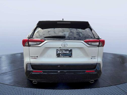 Wind Chill Pearl / Midnight Black Metallic 2025 Toyota RAV4 Plug-In Hybrid XSE