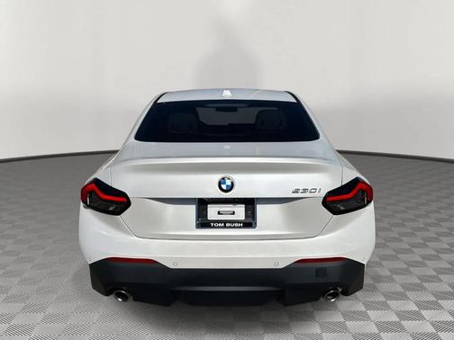 2023 BMW 230 i