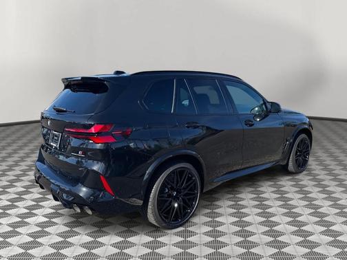Black Sapphire Metallic 2026 BMW X5 M Competition