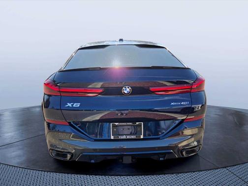 Tanzanite Blue II Metallic 2027 BMW X6 xDrive40i