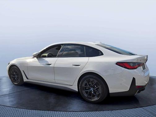 Alpine White 2023 BMW i4 Gran Coupe eDrive35