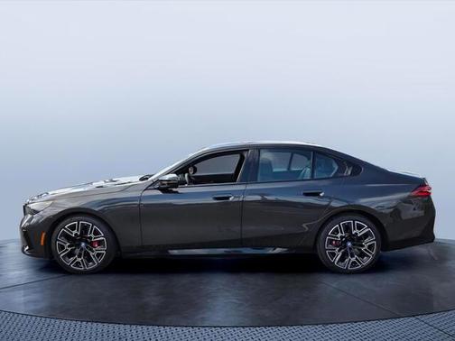 Dark Graphite Metallic 2024 BMW i5 M60