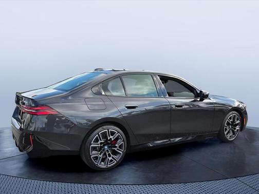 Dark Graphite Metallic 2024 BMW i5 M60