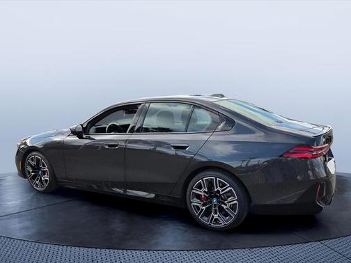 Dark Graphite Metallic 2024 BMW i5 M60