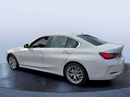 Alpine White 2026 BMW 330 i NA