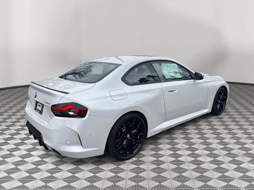 Mineral White Metallic 2026 BMW 230 i