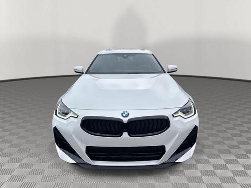 Mineral White Metallic 2026 BMW 230 i