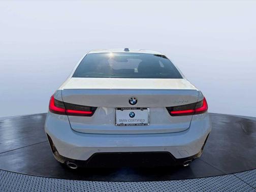 Mineral White Metallic 2026 BMW 330 i NA