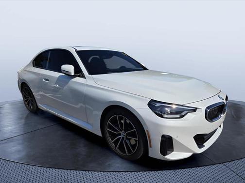 Mineral White Metallic 2023 BMW 230 i