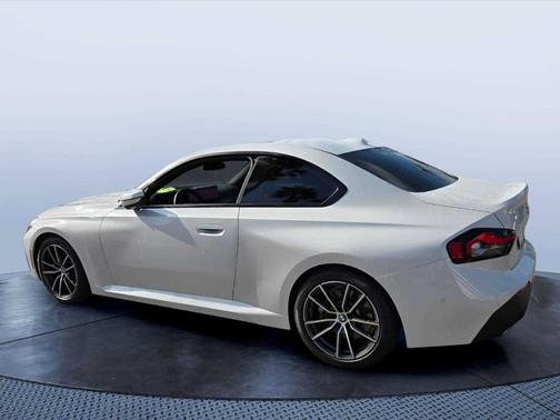 Mineral White Metallic 2023 BMW 230 i