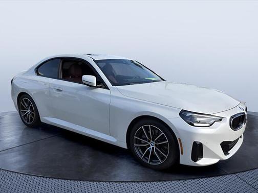 Mineral White Metallic 2023 BMW 230 i