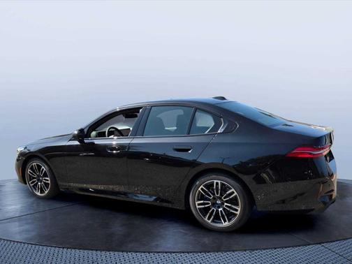 Black Sapphire Metallic 2027 BMW 530 i