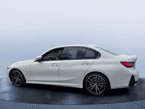 Alpine White 2023 BMW 330 i