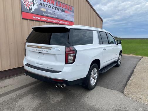 Photo 4 of 41 of 2021 Chevrolet Suburban Premier
