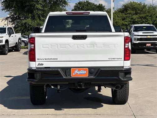 2025 Chevrolet Silverado 2500 Custom