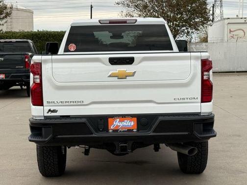 2026 Chevrolet Silverado 2500 Custom