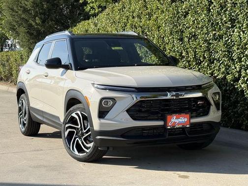 Summit White 2026 Chevrolet Trailblazer RS
